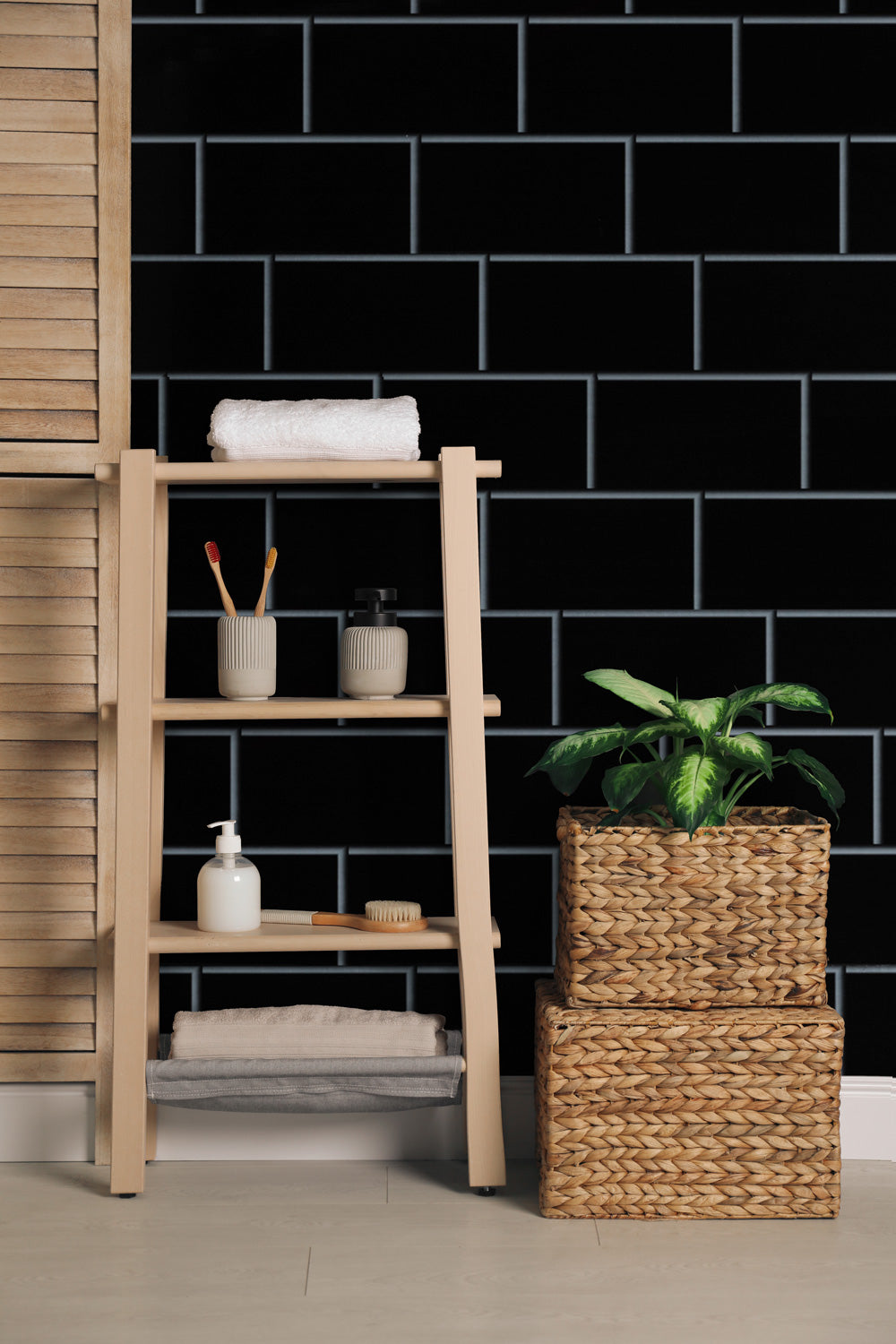 Black Metro Brick 8mm Wet Wall